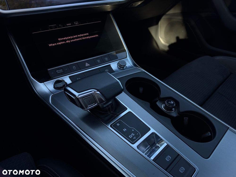 Audi A6 Avant 40 TDI quattro S tronic S line - 19
