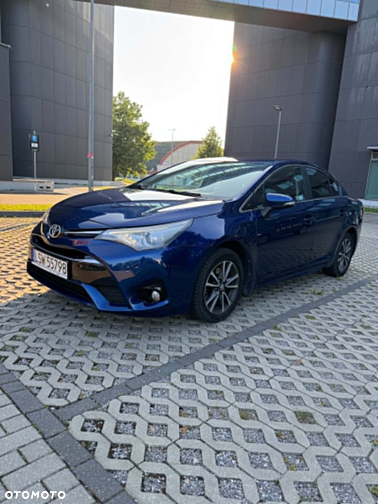 Toyota Avensis 1.6 D-4D Active - 13