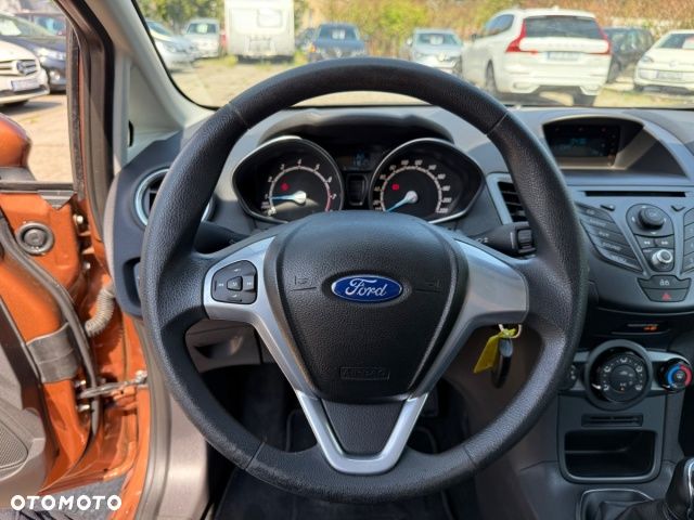 Ford Fiesta - 12