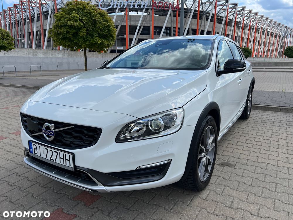 Volvo V60 Cross Country D4 AWD Summum - 3