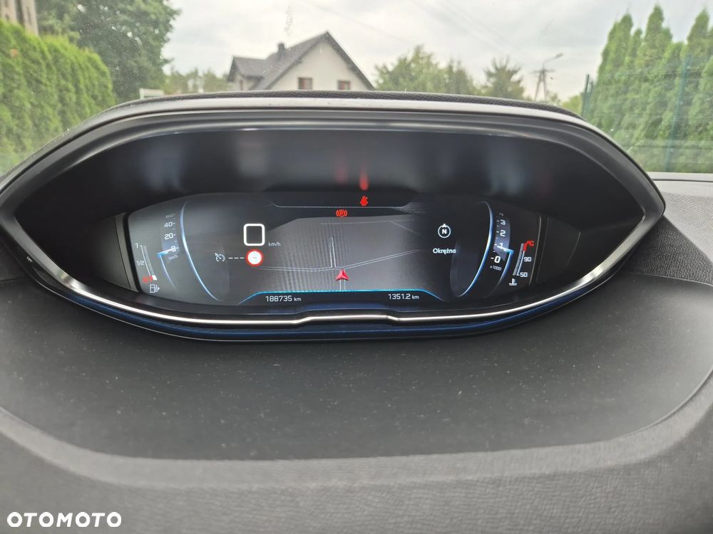 Peugeot 3008 1.2 PureTech Active S&S - 18