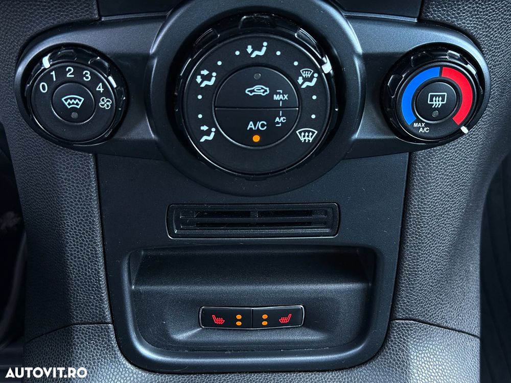 Ford Fiesta 1.5 TDCi Ambiente - 15