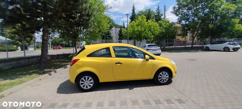 Opel Corsa - 4
