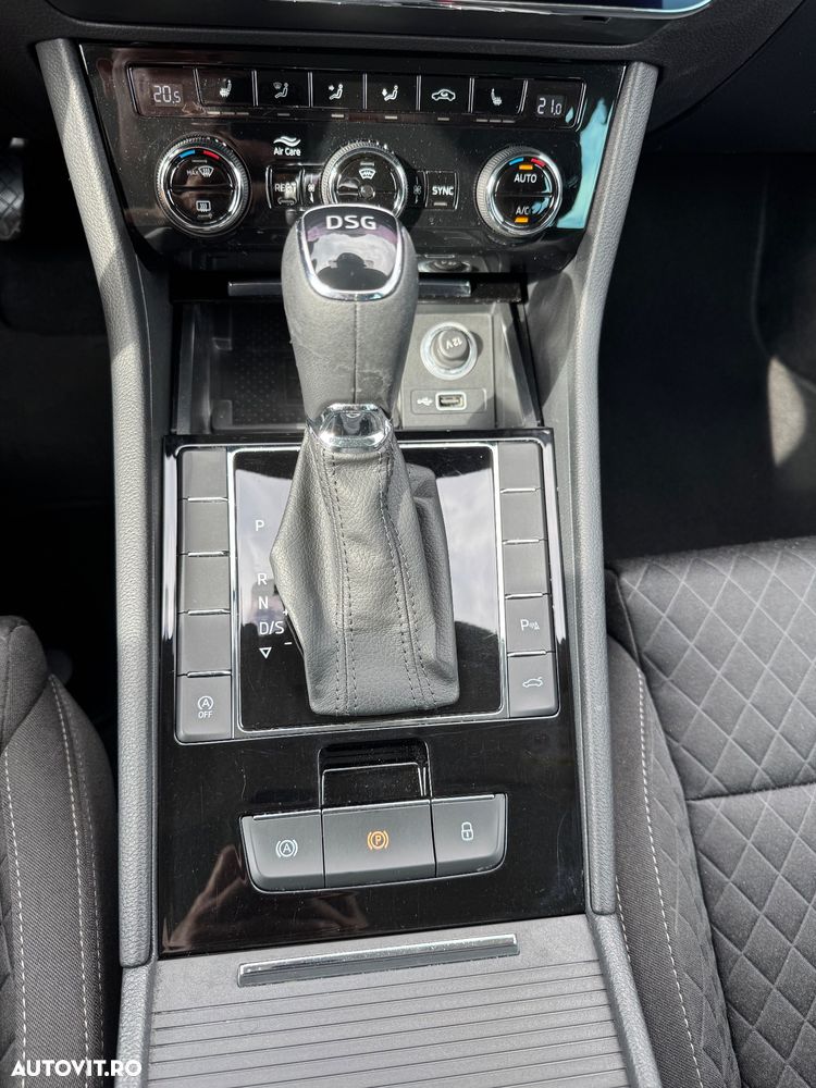 Skoda Superb 2.0 TDI DSG Premium Edition - 21