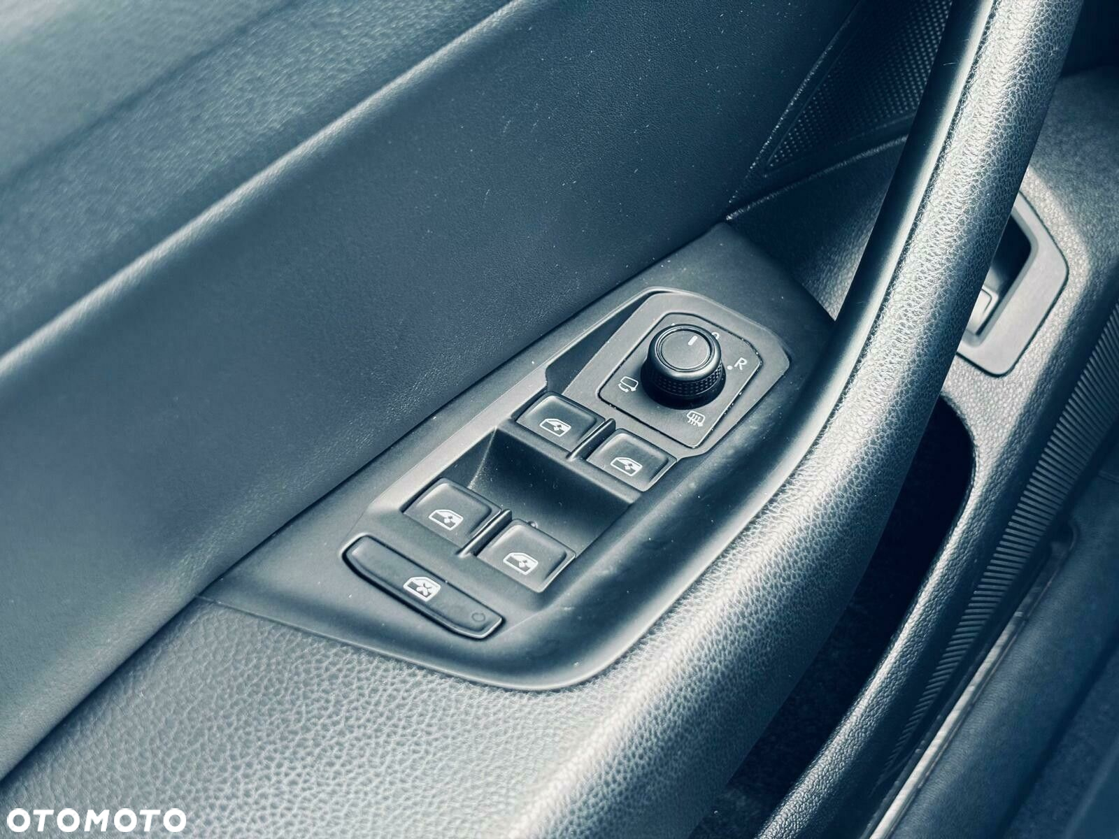 Volkswagen Arteon 2.0 TSI GPF R-Line DSG - 37