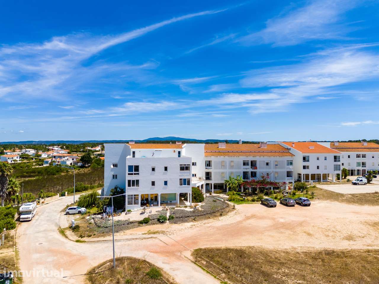 T2 com Vista Mar na Urb. Vale da Telha – Aljezur - Grande imagem: 2/29