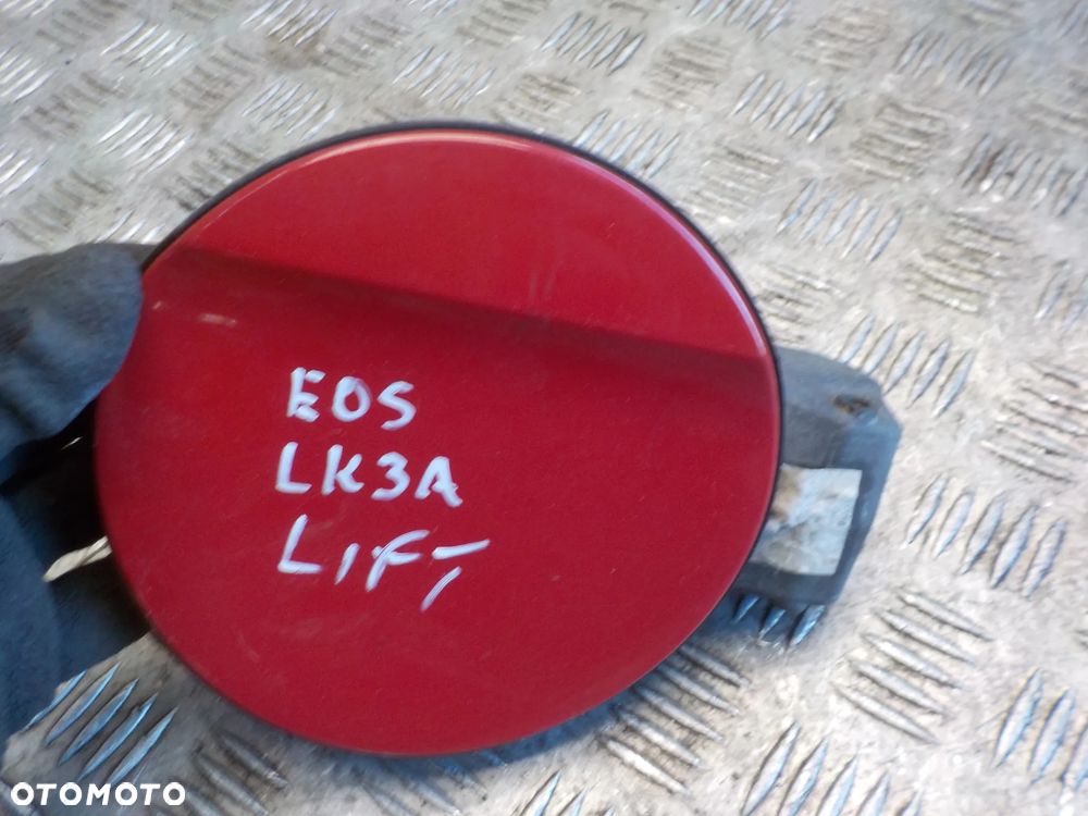 VOLKSWAGEN EOSKLAPKA WLEWU PALIWA LK3A