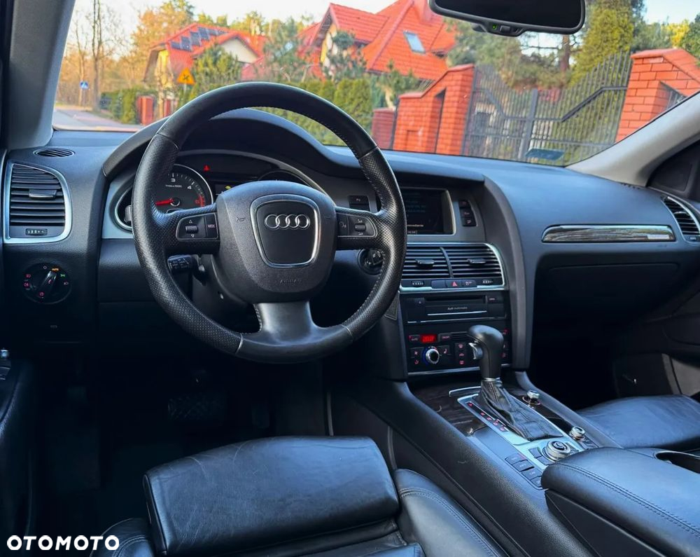 Audi Q7 3.0 TDI Quattro Tiptronic - 25