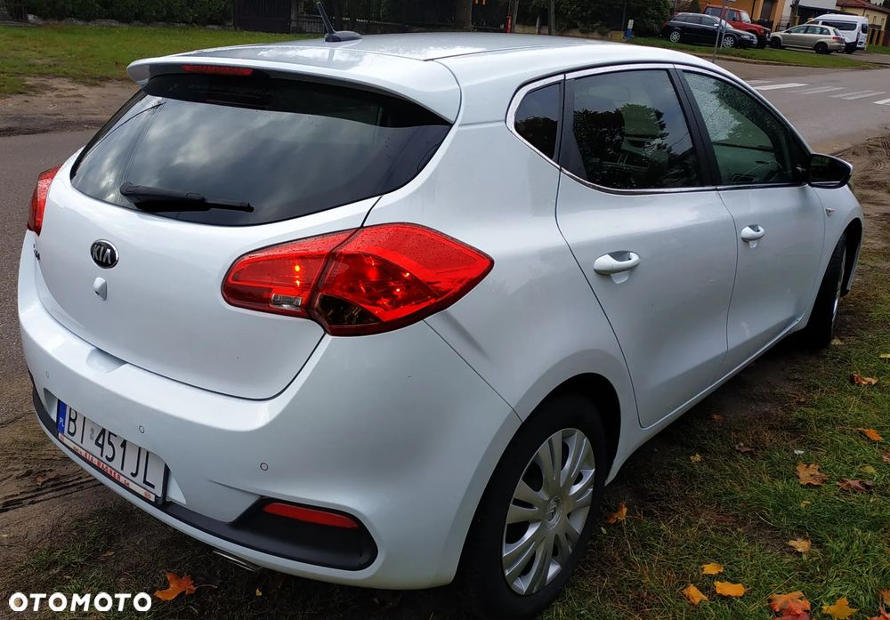 Kia Ceed - 6