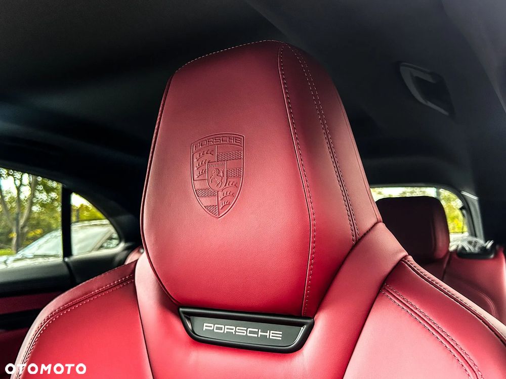 Porsche Macan Turbo 100kWh - 11