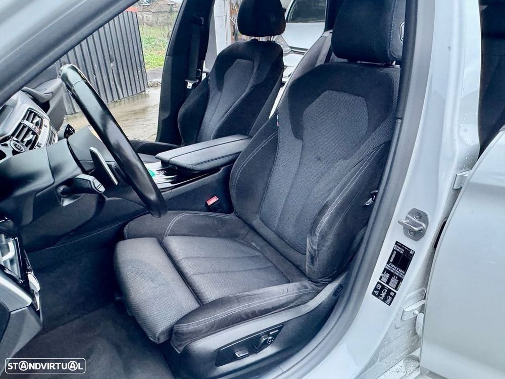 BMW 520 d xDrive Pack M Auto - 29