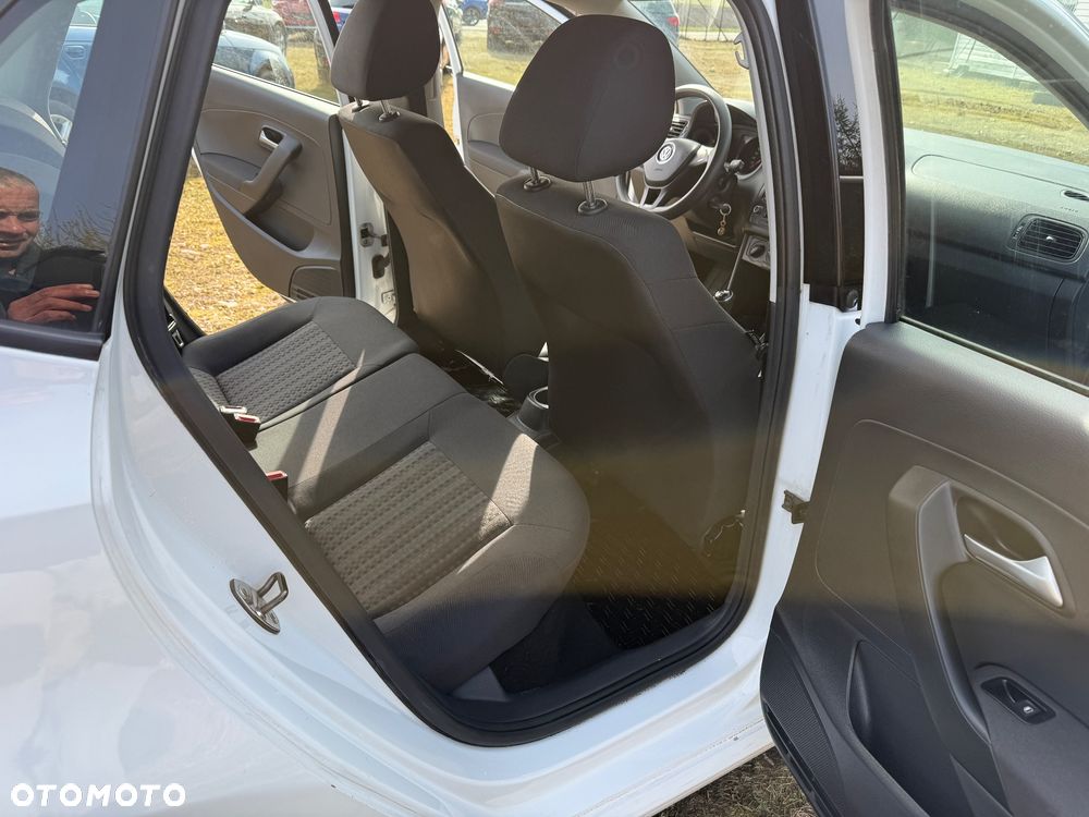 Volkswagen Polo 1.0 (Blue Motion Technology) Trendline - 13