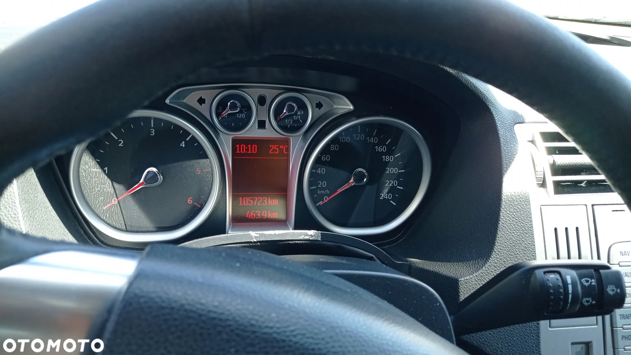 Ford Kuga - 8