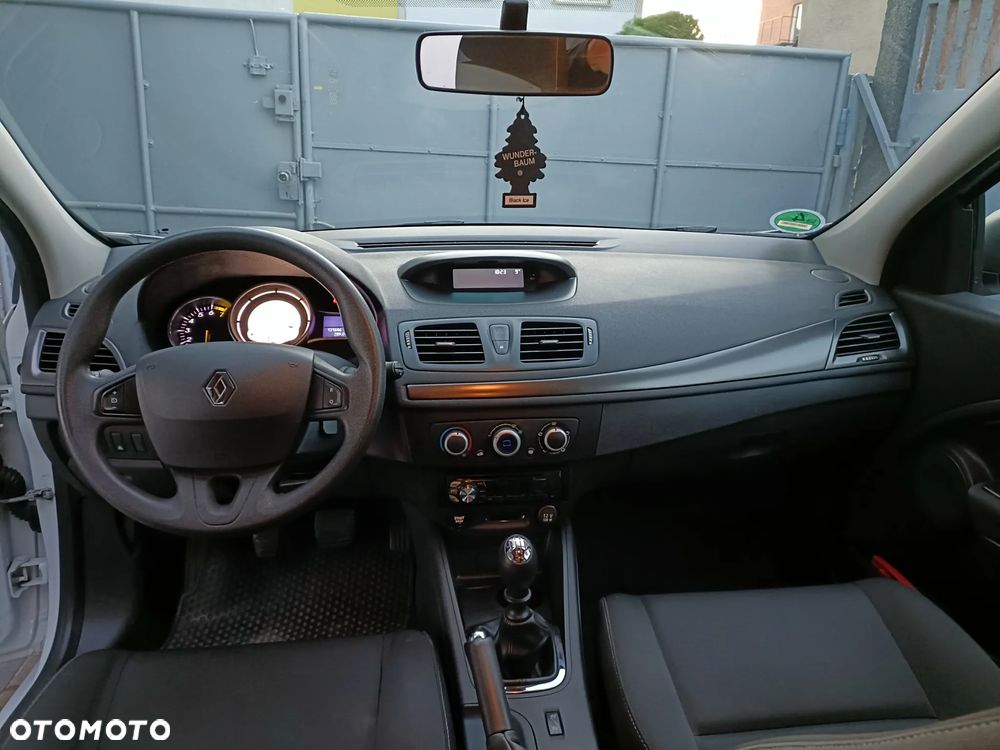 Renault Megane 1.6 16V Authentique - 8