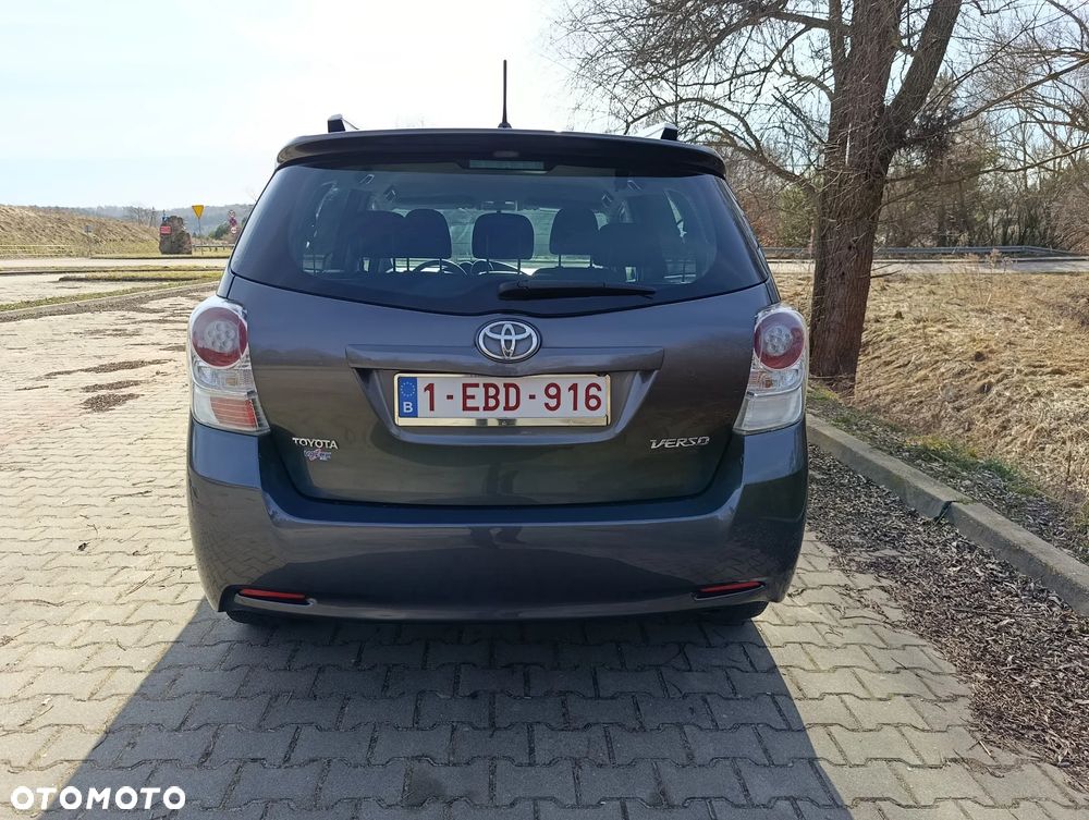Toyota Verso 1.6 5-Sitzer - 6
