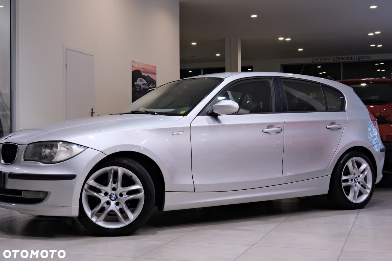 BMW Seria 1 118d - 24