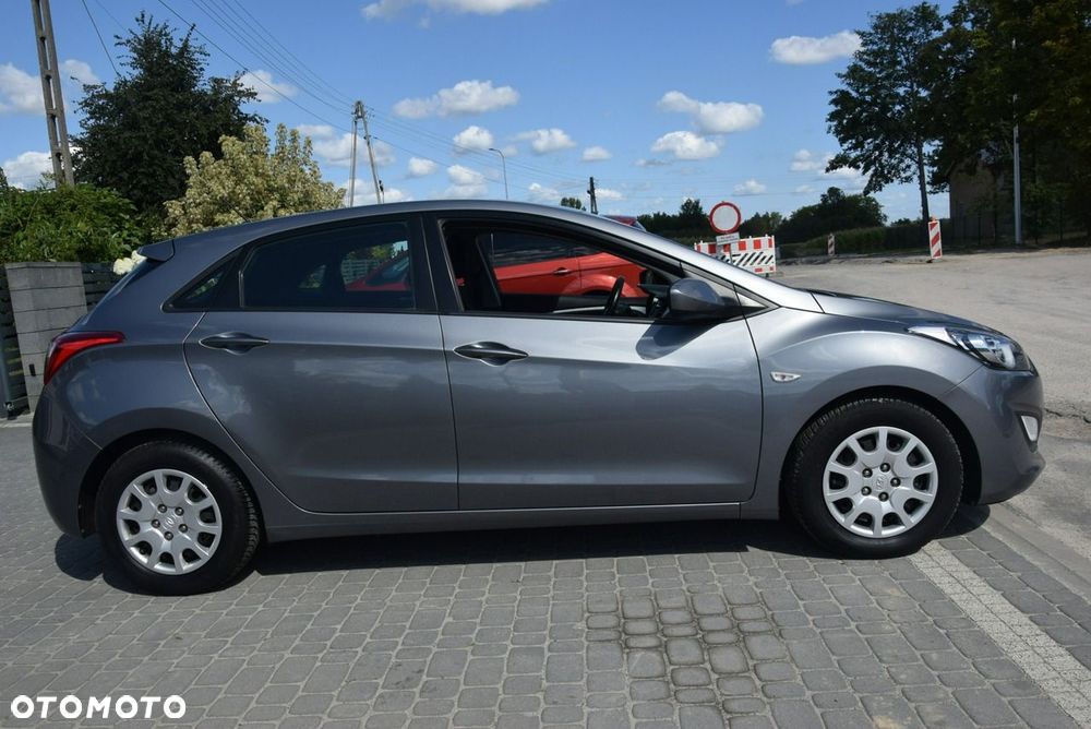 Hyundai i30 1.4 Classic - 10