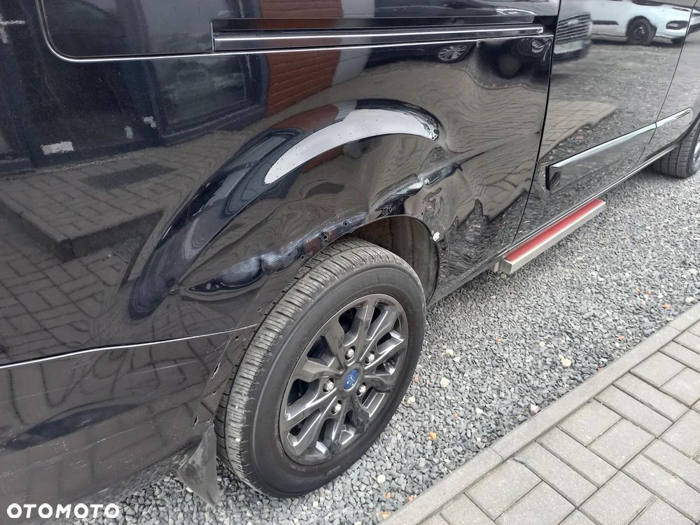 Ford Tourneo Custom - 10