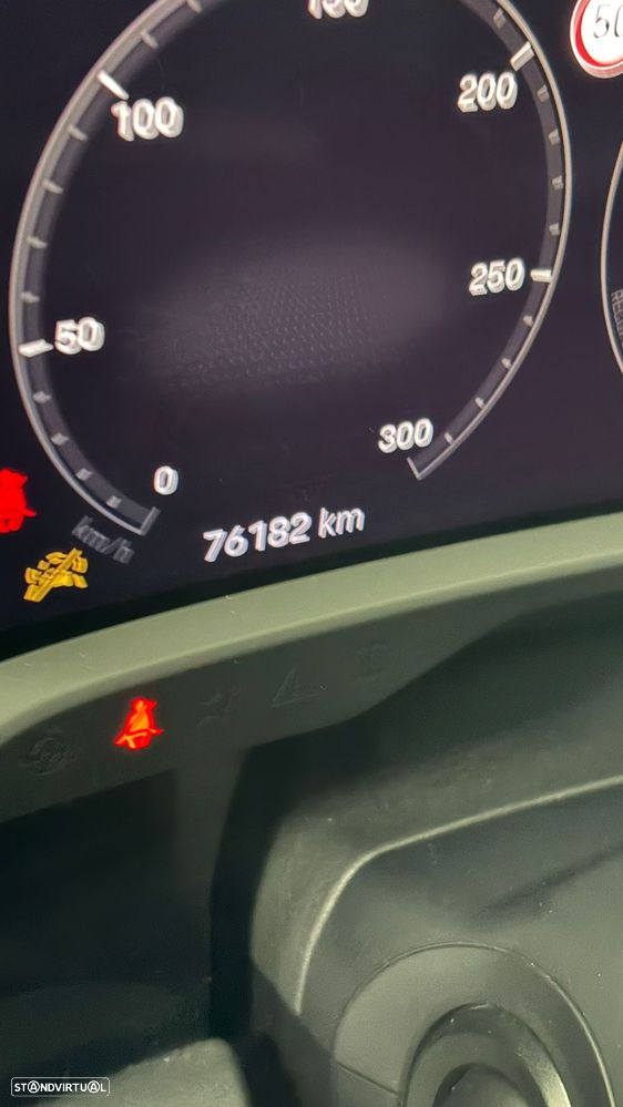 Porsche Taycan Sport Turismo - 11