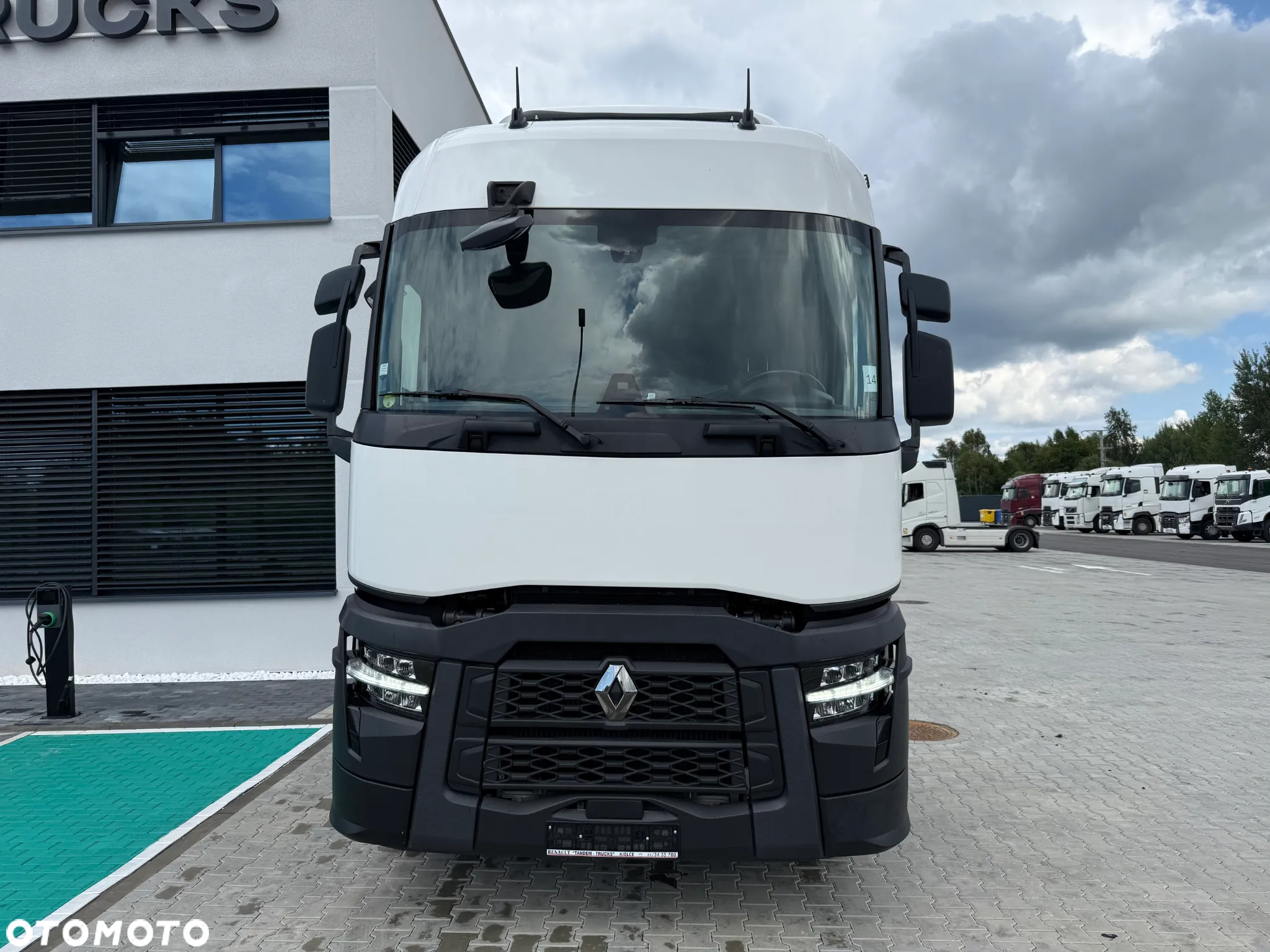 Renault T480 SleeperCab / Standard / Klima / Lodówka - 2