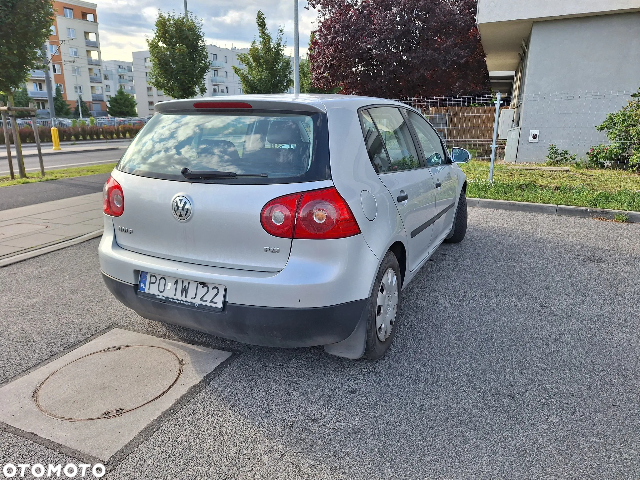 Volkswagen Golf 1.4 FSI Comfortline - 2