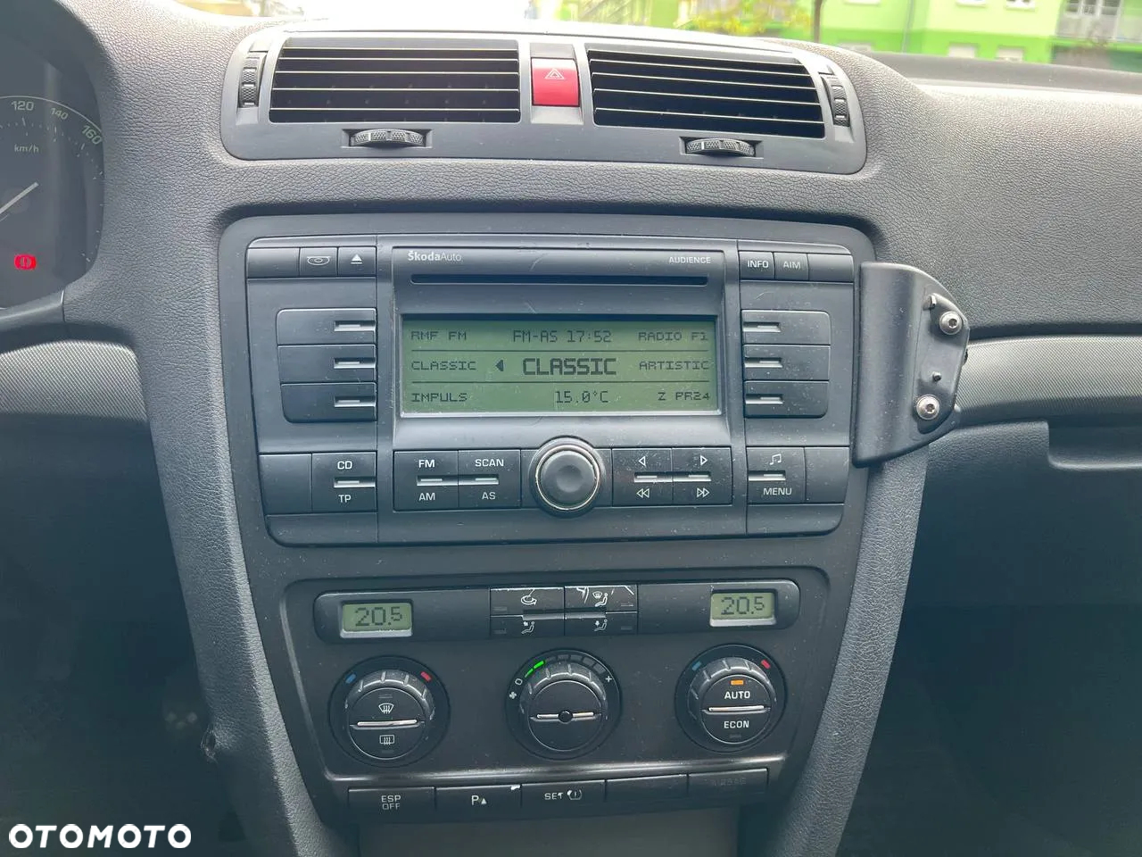 Skoda Octavia 2.0 FSI Elegance - 19
