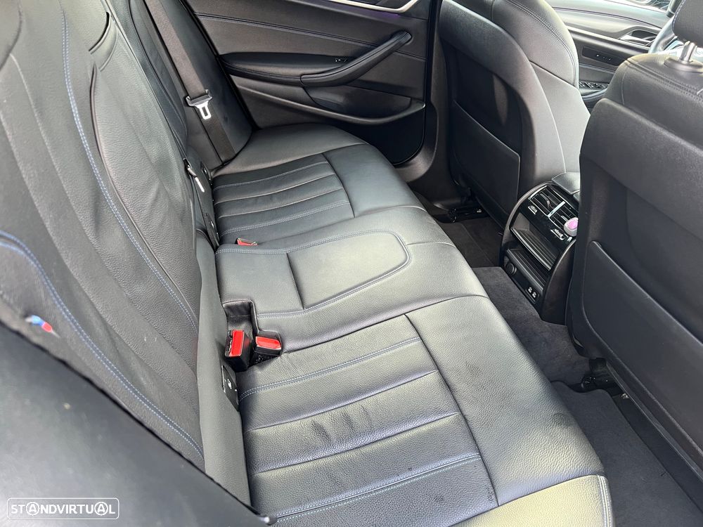 BMW 530 - 11