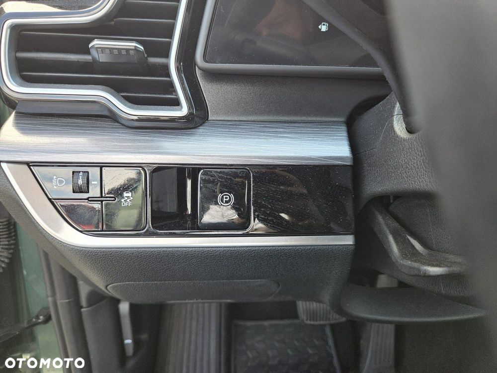 Kia Sportage 1.6 T-GDI L 2WD DCT - 24