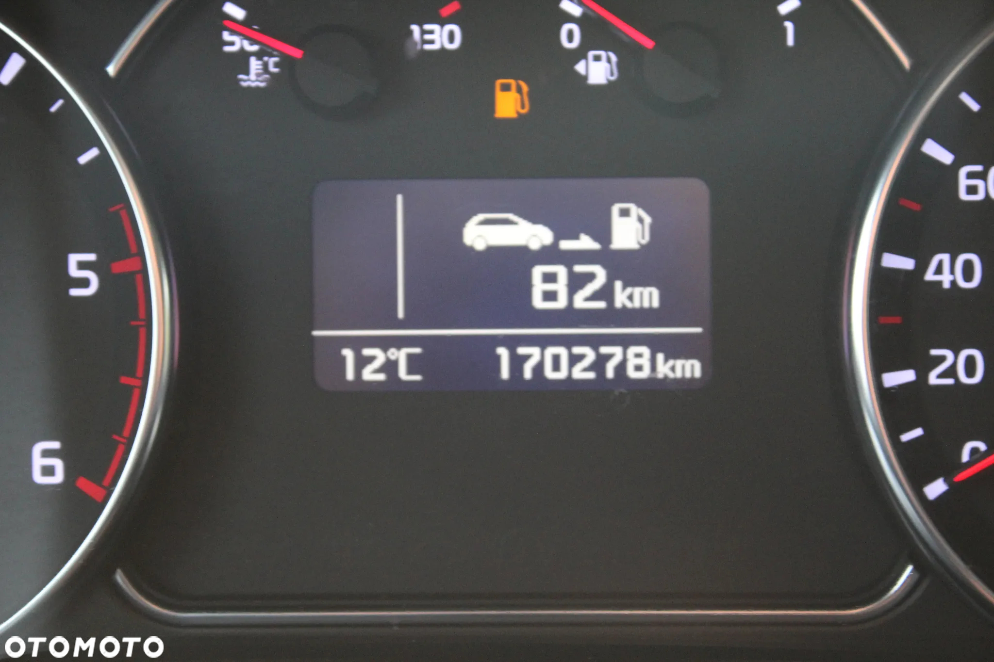 Kia Carens 1.7 CRDi Vision - 31