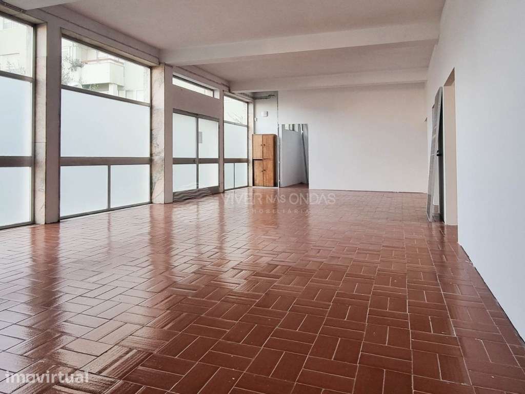 OPORTUNIDADE ÚNICA - LOJA 373m² | Terraço | Garagem | Leça do Balio - Grande imagem: 2/35