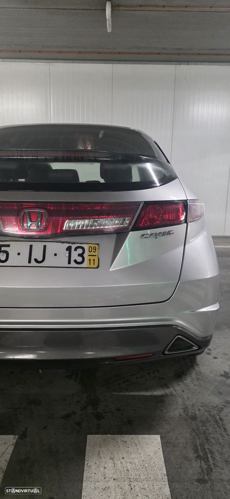 Honda Civic 1.4 i-VTEC Sport Edition - 9