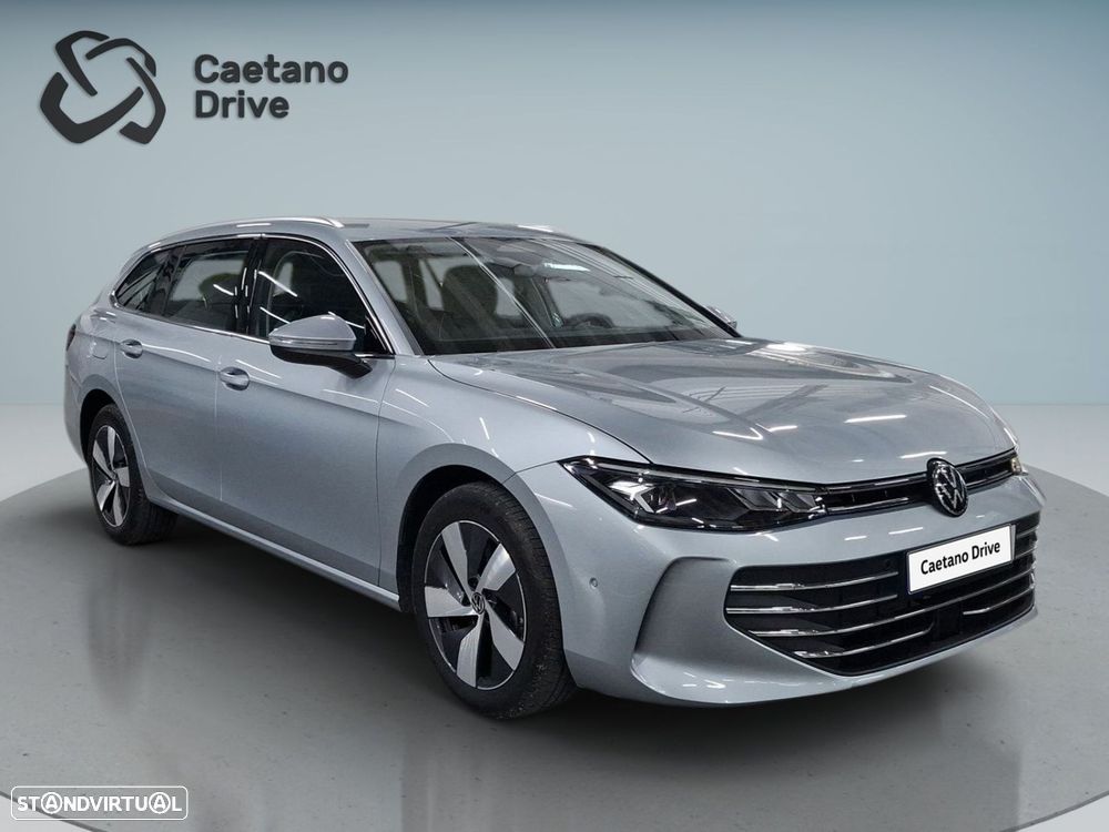 Volkswagen Passat Variant 1.5 TSI eHybrid Business DSG — fotografia 10