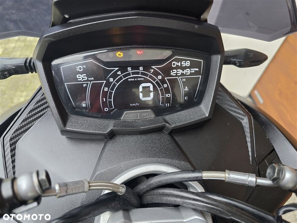 Aprilia SR - 12