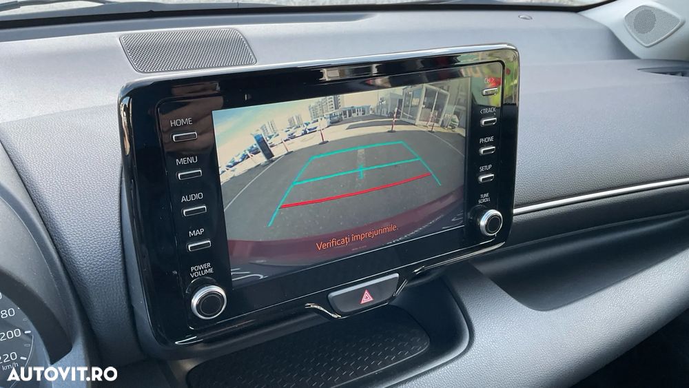 Toyota Yaris 1.5 L Dynamic - 23