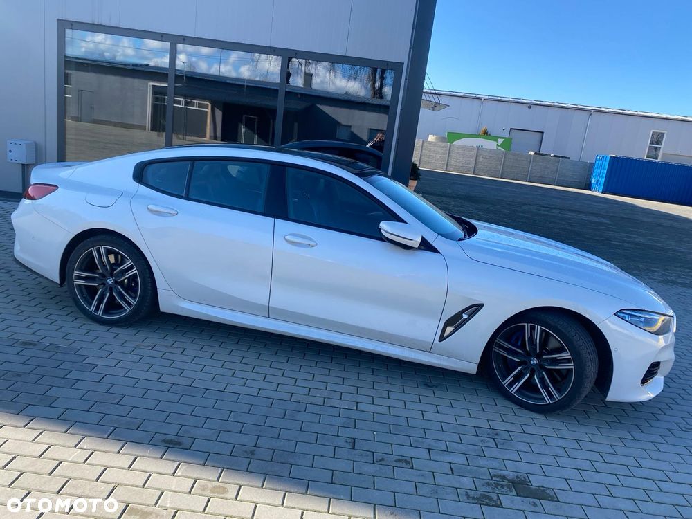 BMW Seria 8 840i xDrive - 17