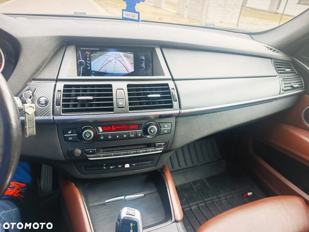 BMW X6 - 12