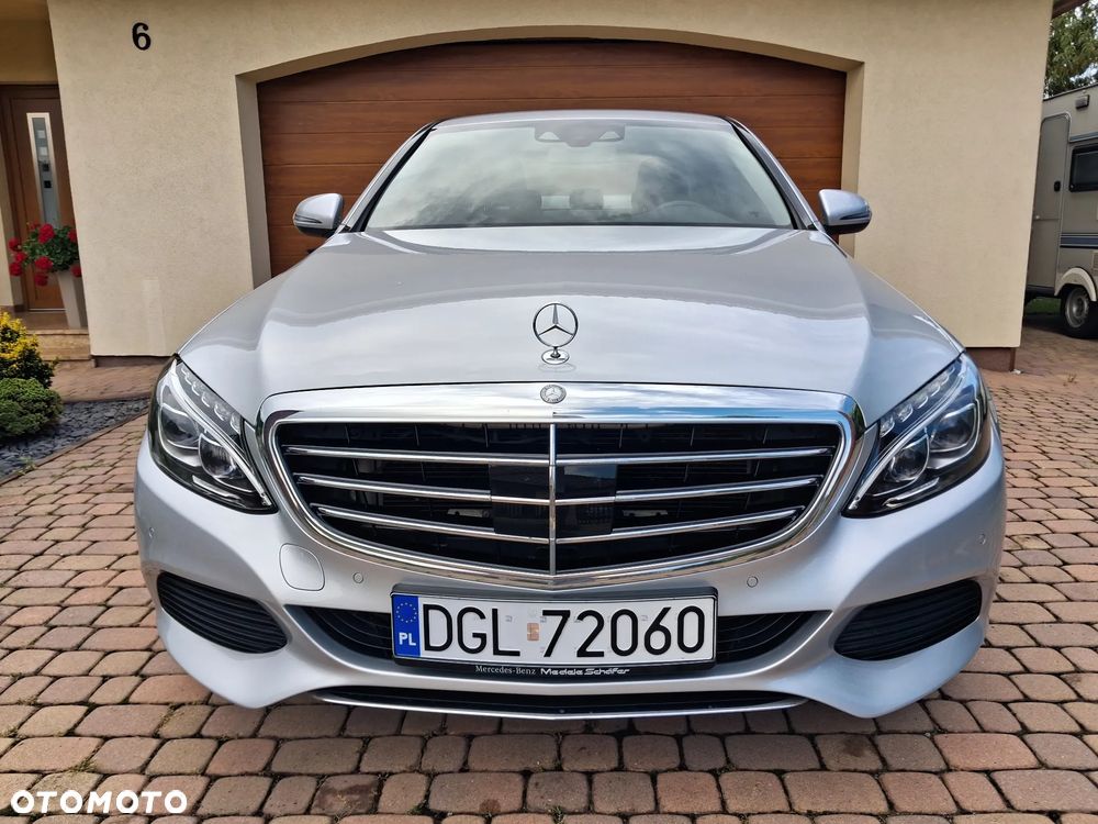 Mercedes-Benz Klasa C 180 7G-TRONIC Exclusive - 1