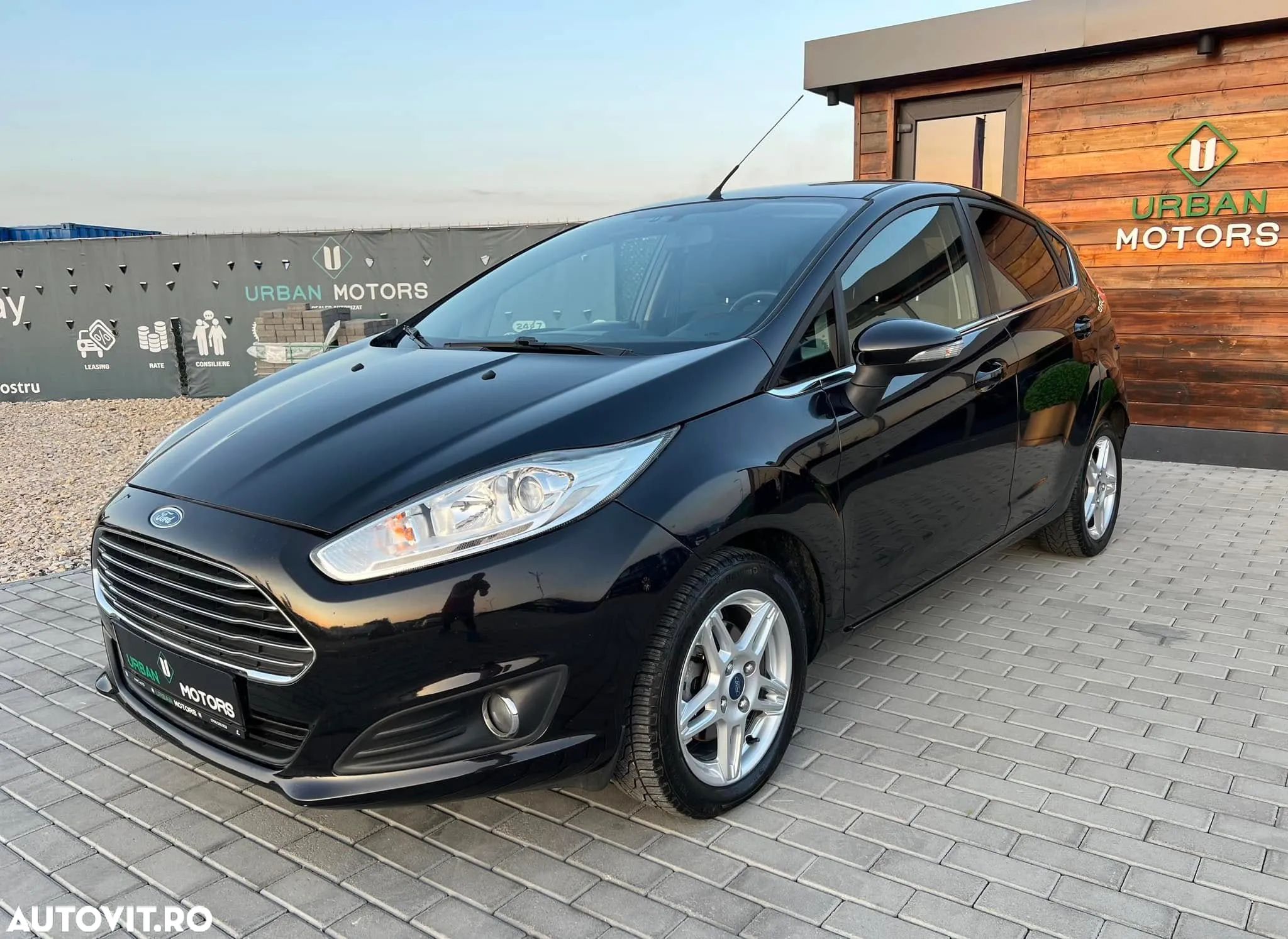 Ford Fiesta 1.5 TDCi DPF Titanium - 1