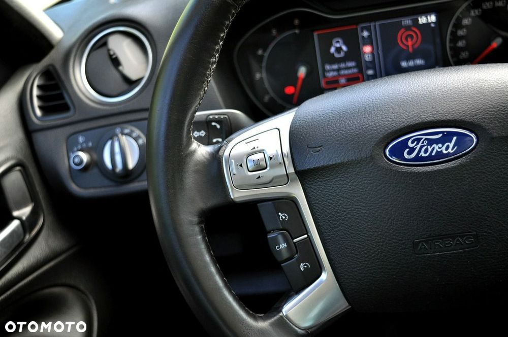 Ford S-Max - 22