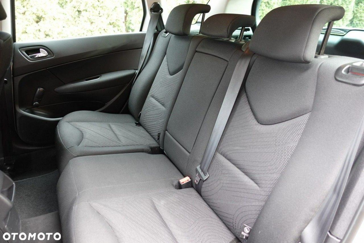 Peugeot 308 - 16