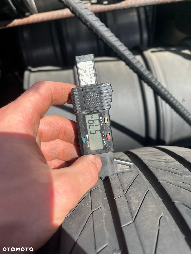 235 55 17 Continental Ultra Contact 2szt. opony letnie - 4