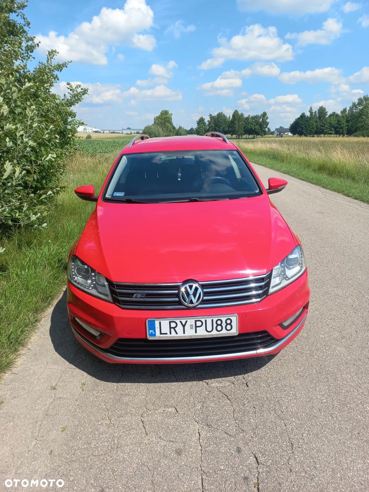 Volkswagen Passat 2.0 TDI 4Motion DSG BlueMotion Tech R-Line - 4