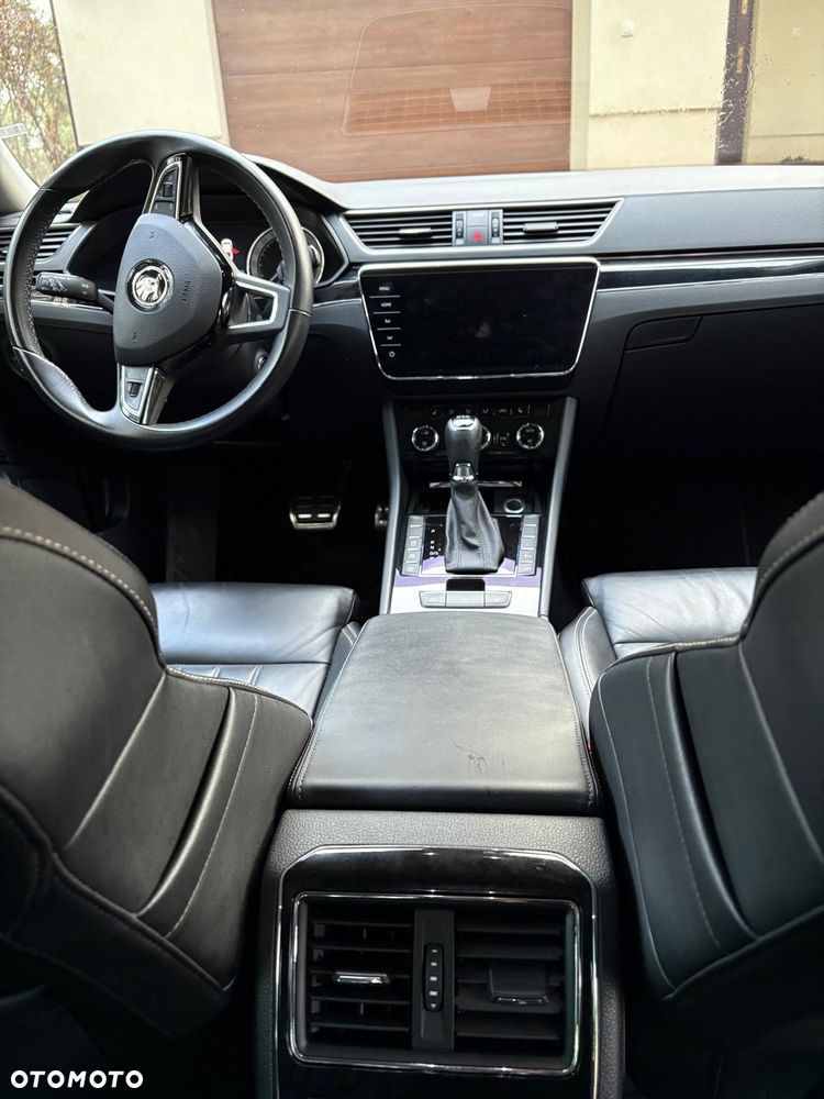Skoda Superb 2.0 TDI SCR 4x4 L&K DSG - 14
