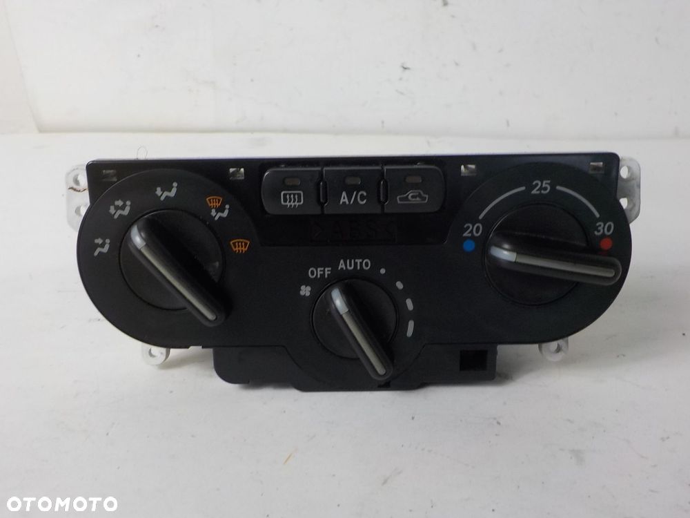 SUBARU IMPREZA II GD PANEL PRZEŁĄCZNIK KLIMATYZACJI 72311FE001 - 1