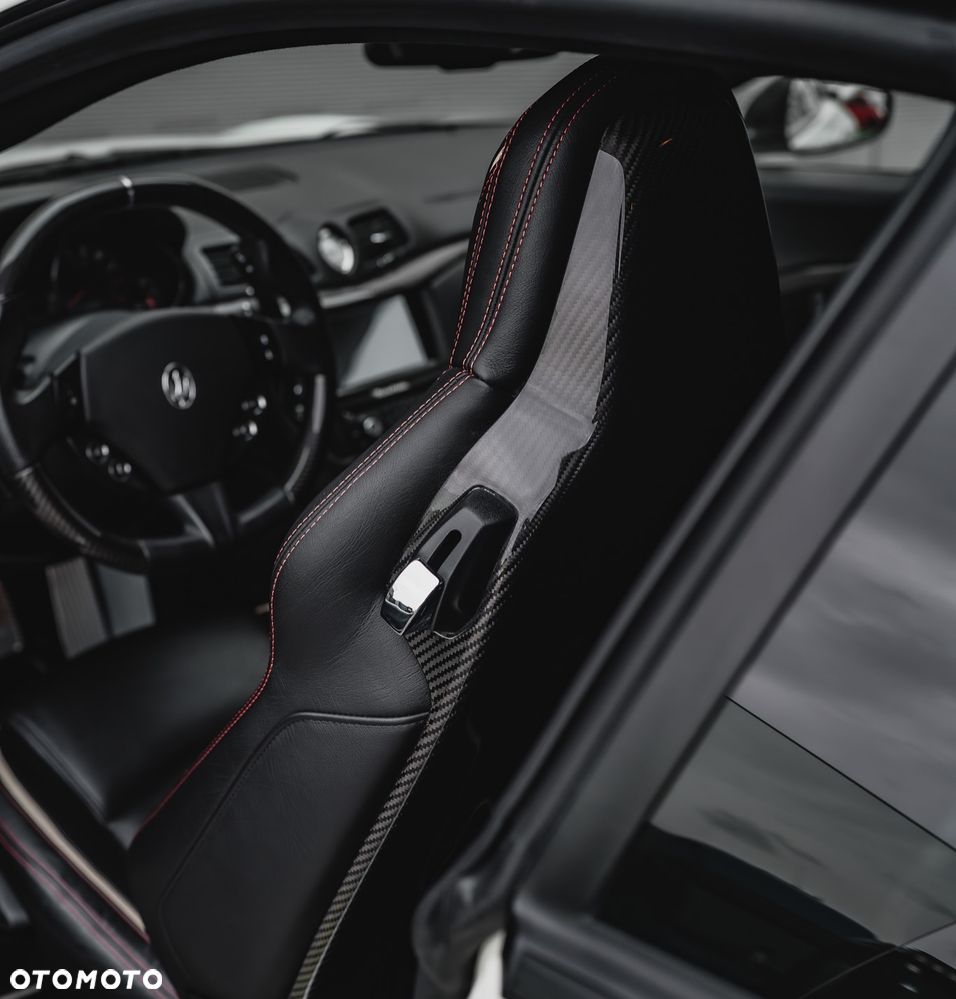 Maserati GranTurismo - 20