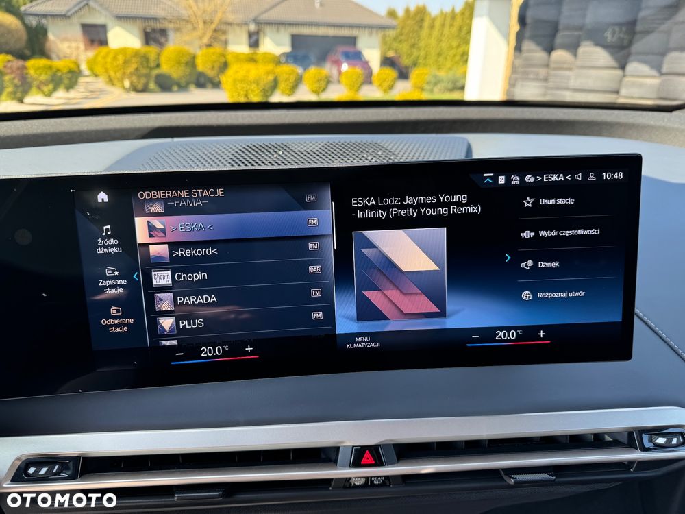 BMW iX xDrive40 76.6kWh Signature - 15