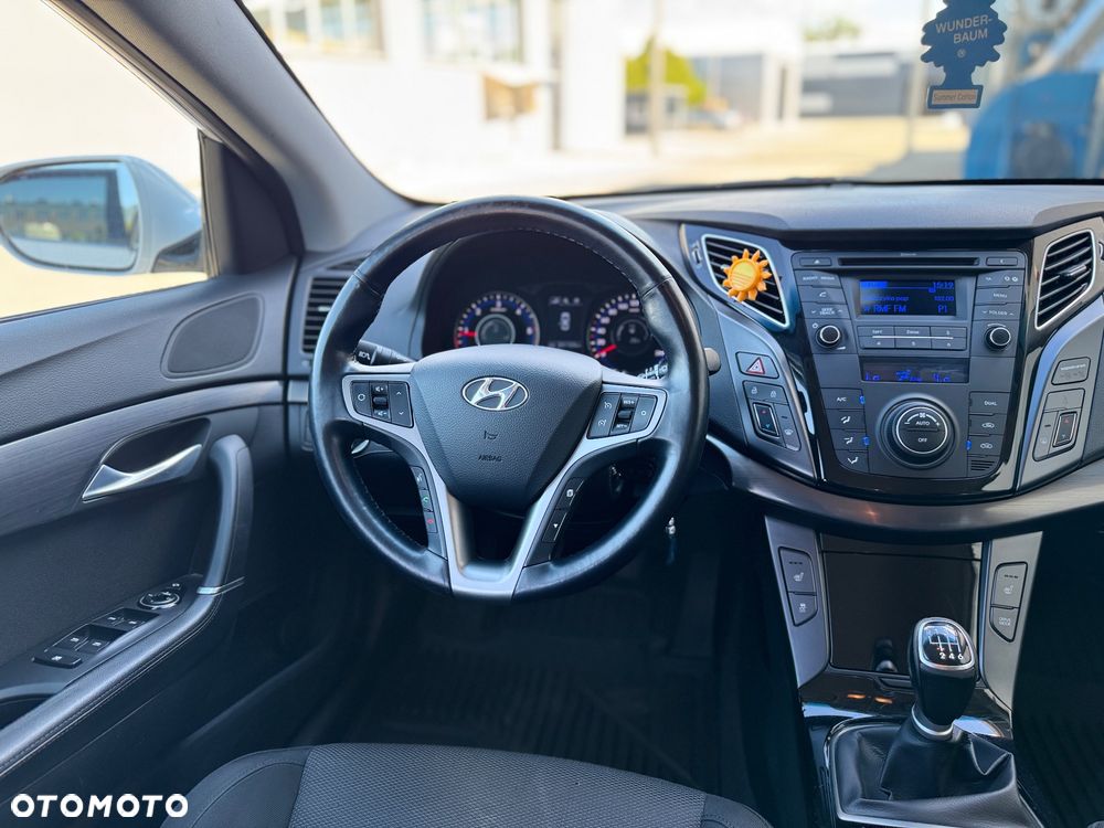 Hyundai i40 - 12