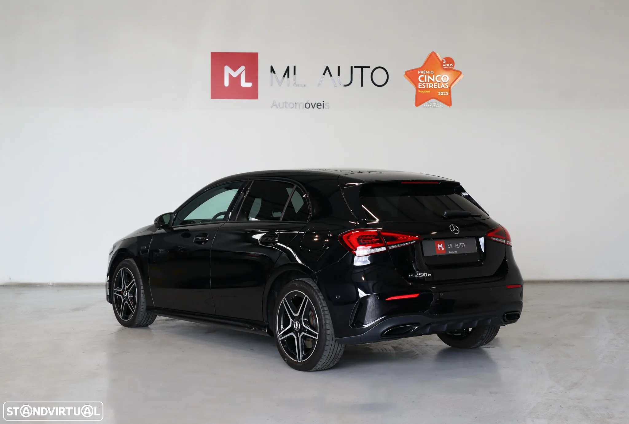 Mercedes-Benz A 250 e AMG Line - 5