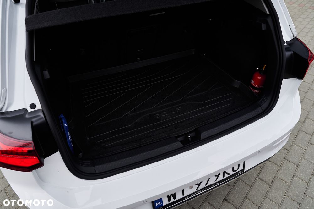 Volkswagen Golf 1.5 TSI BMT Evo Highline DSG - 17