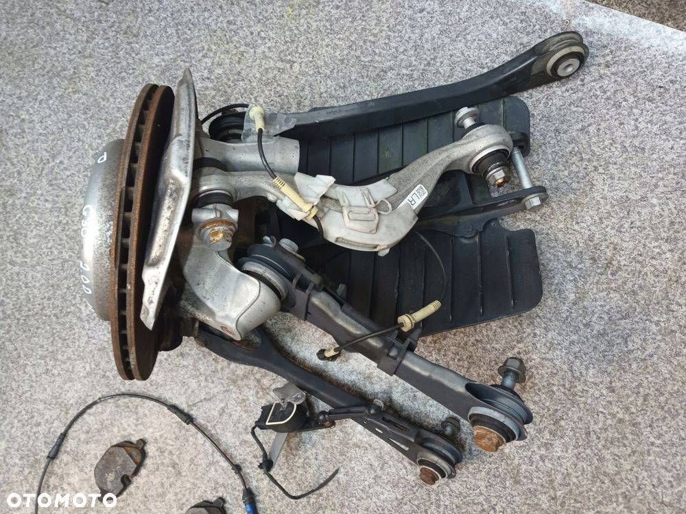 BMW 5 G30 zwrotnica piasta wahacze prawy tyl 2.0D - 6